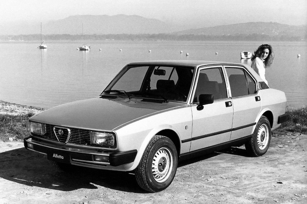 Alfa Romeo Alfetta photo 12