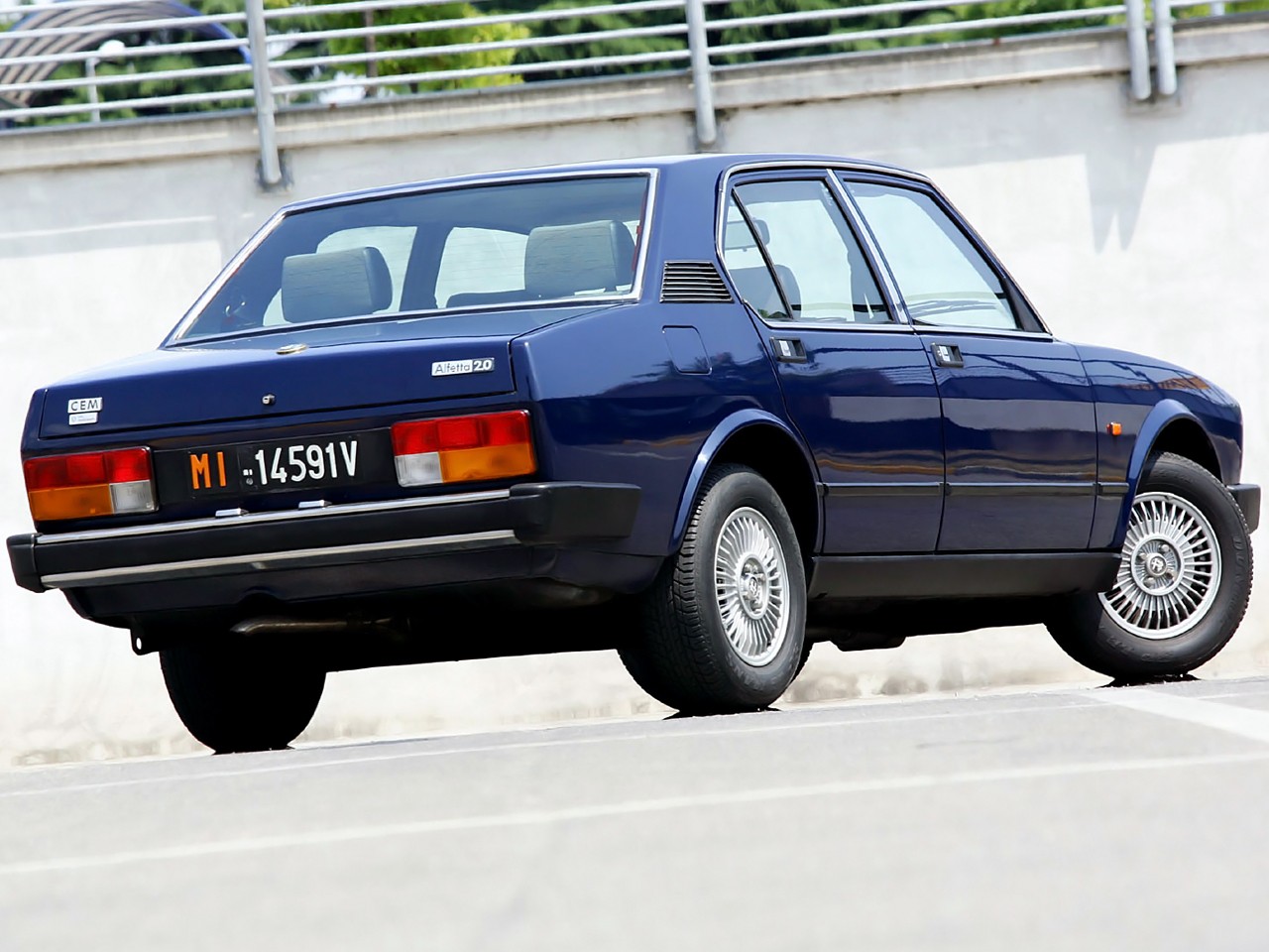 Alfa Romeo Alfetta photo 3