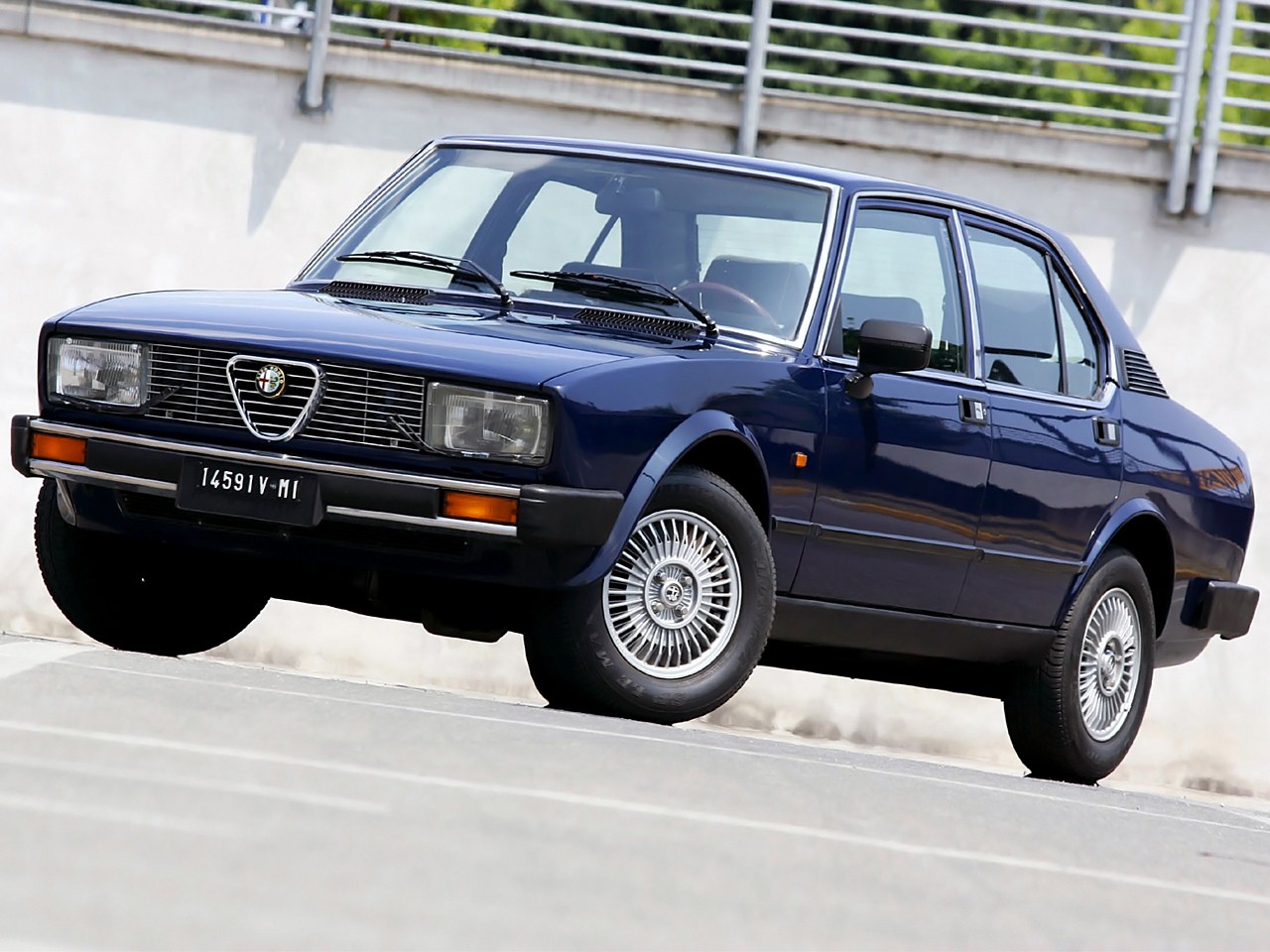 Alfa Romeo Alfetta photo 5