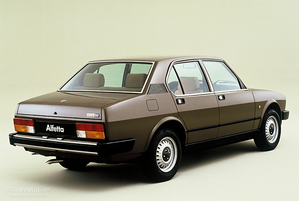 Alfa Romeo Alfetta photo 2