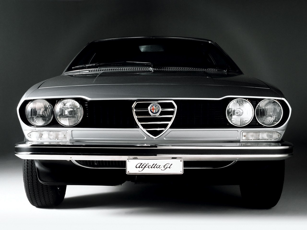 Alfa Romeo Alfetta photo 8