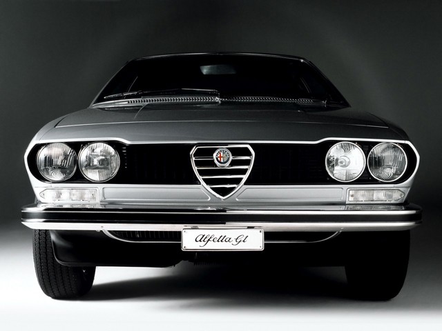 Alfa Romeo Alfetta foto 8