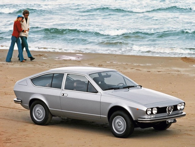 Alfa Romeo Alfetta foto 10