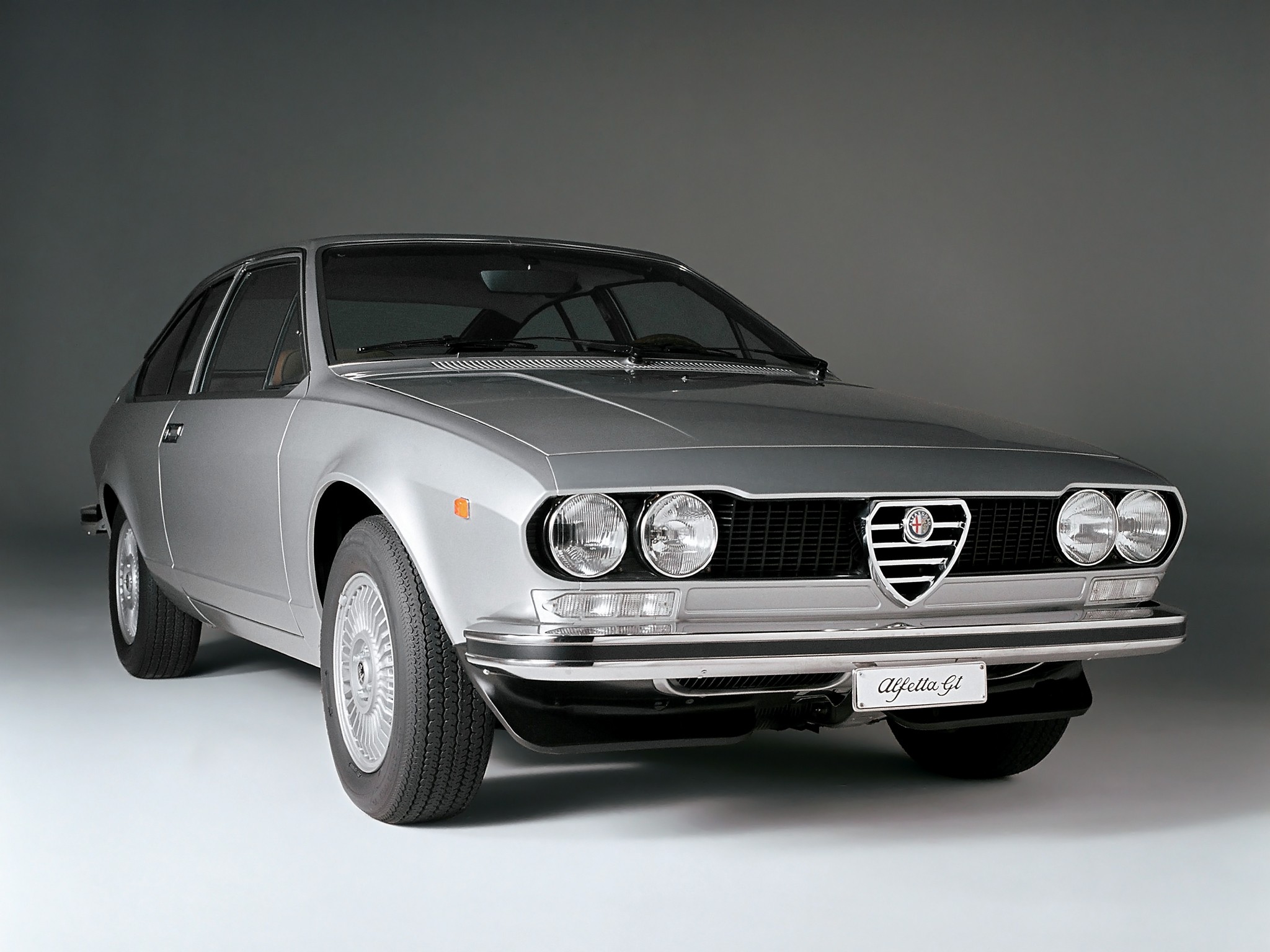 Alfa Romeo Alfetta photo 11