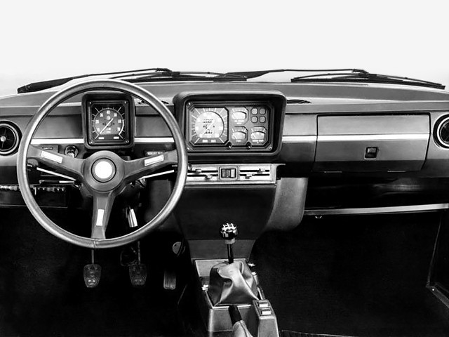 Alfa Romeo Alfetta foto 17