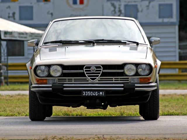Alfa Romeo Alfetta Foto 6