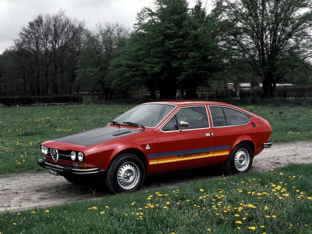 Alfa Romeo Alfetta Foto 12