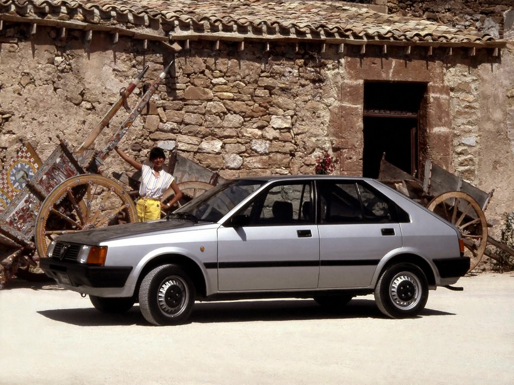 Alfa Romeo Arna photo 12