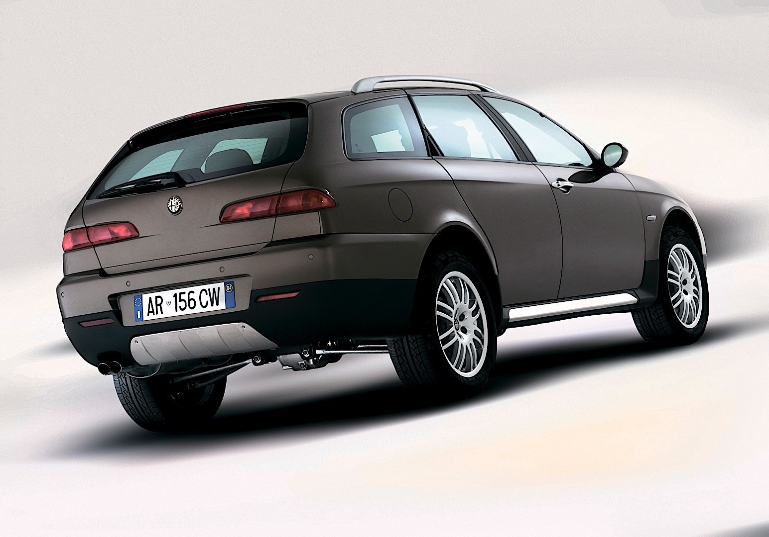 Alfa Romeo Crosswagon Q4 photo 31