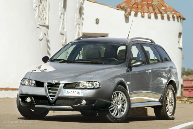 Alfa Romeo Crosswagon Q4 photo 3