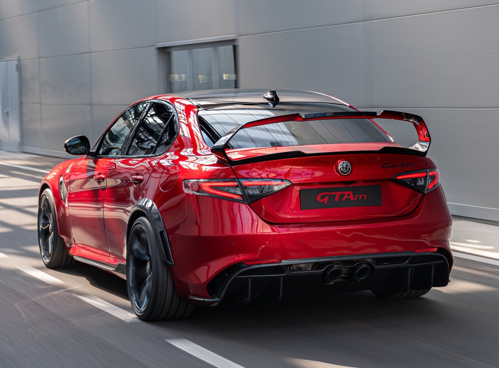 Alfa Romeo Giulia Gta photo 5