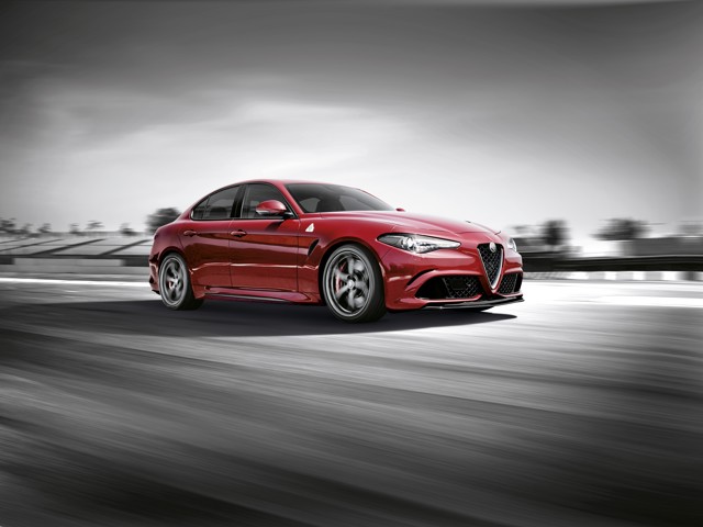 Alfa Romeo Giulia Quadrifoglio photo 8