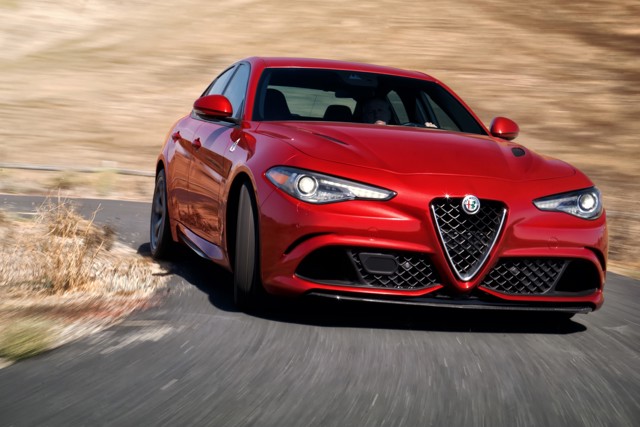 Alfa Romeo Giulia Quadrifoglio photo 14