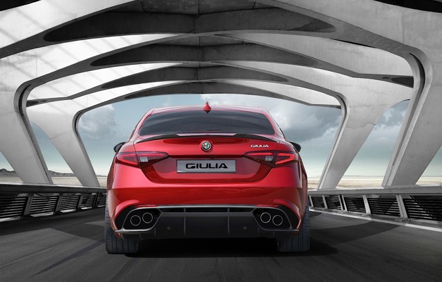 Alfa Romeo Giulia Quadrifoglio photo 3