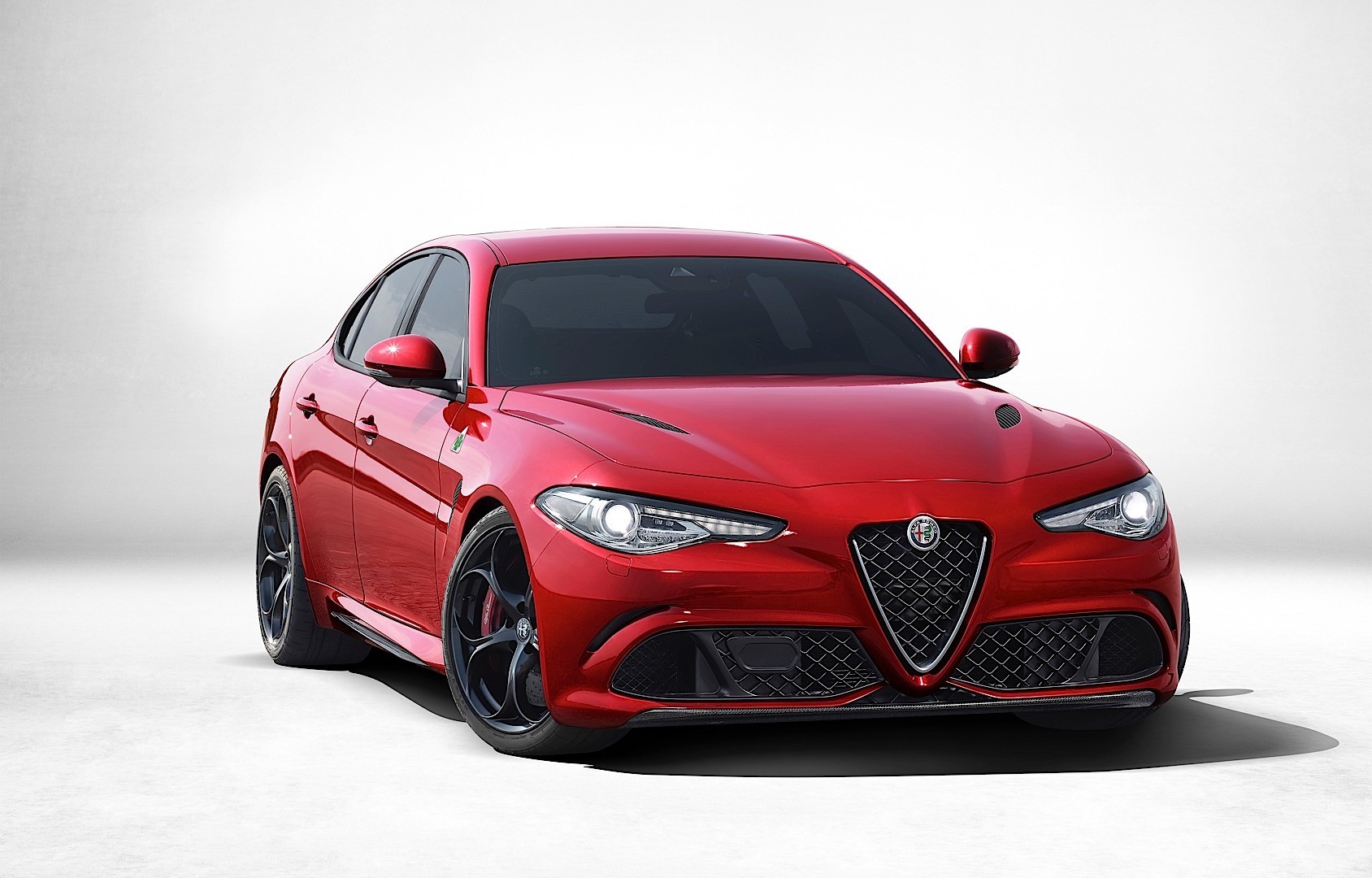 Alfa Romeo Giulia Quadrifoglio photo 4