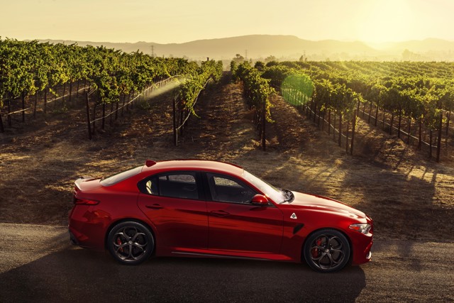 Alfa Romeo Giulia Quadrifoglio photo 36