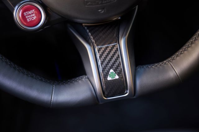 Alfa Romeo Giulia Quadrifoglio photo 56