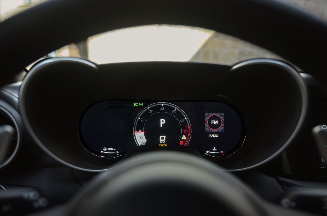 Alfa Romeo Giulia Quadrifoglio photo 59