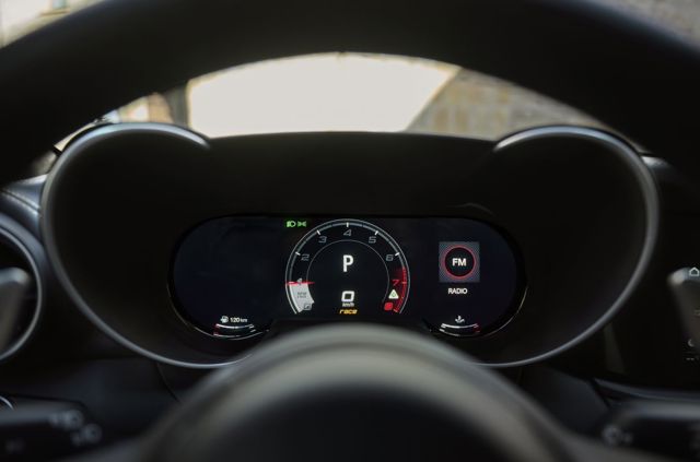 Alfa Romeo Giulia Quadrifoglio photo 59