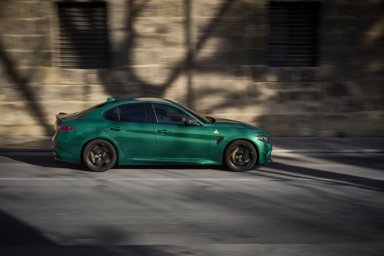 Alfa Romeo Giulia Quadrifoglio photo 37