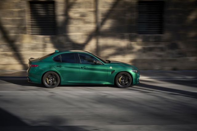 Alfa Romeo Giulia Quadrifoglio photo 37