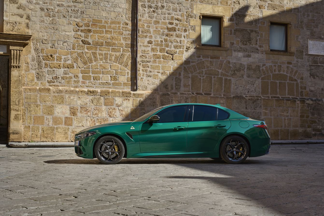 Alfa Romeo Giulia Quadrifoglio photo 42