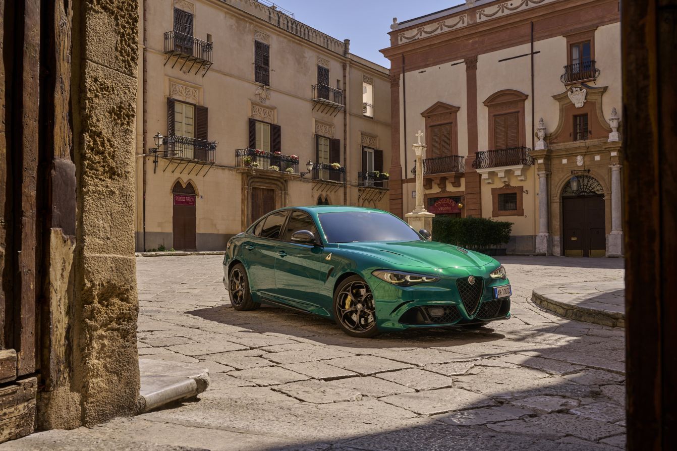 Alfa Romeo Giulia Quadrifoglio photo 44