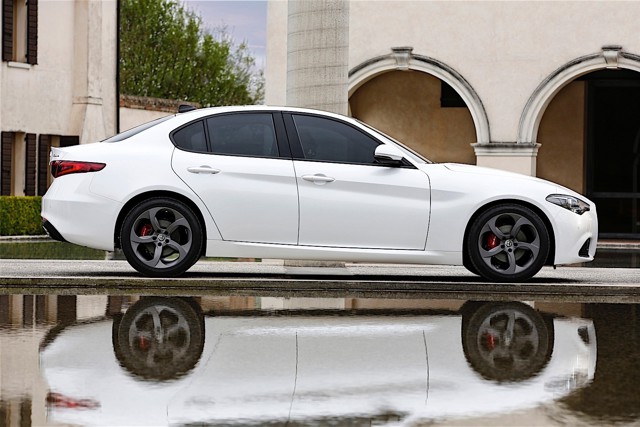 Alfa Romeo Giulia foto 20
