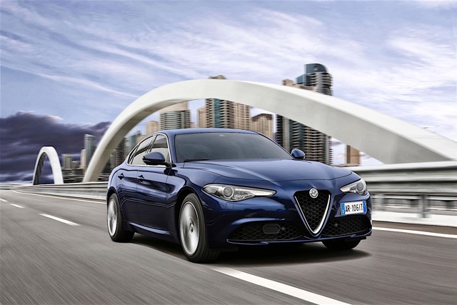 Alfa Romeo Giulia foto 23