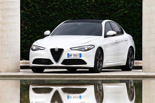 Alfa Romeo Giulia foto 25