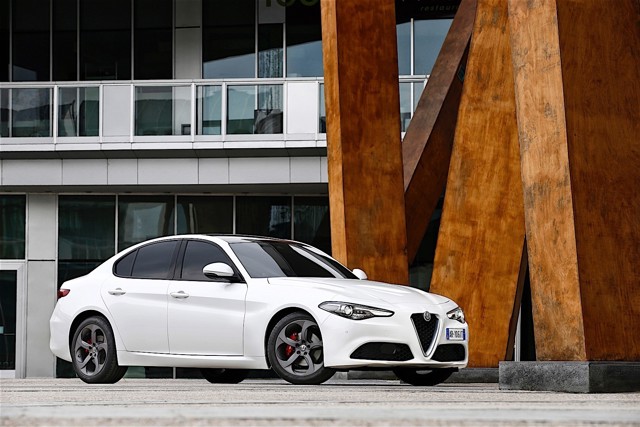 Alfa Romeo Giulia foto 26