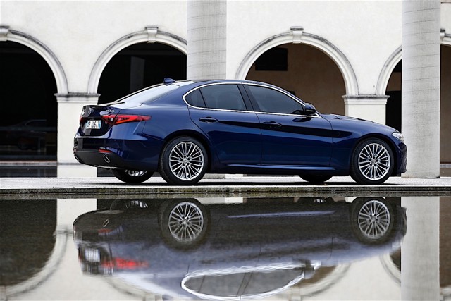 Alfa Romeo Giulia foto 6