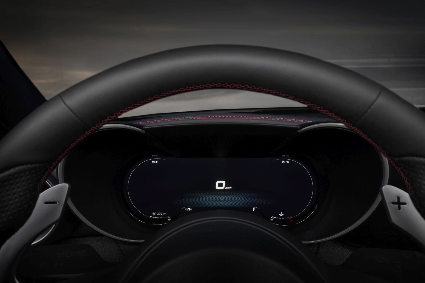 Alfa Romeo Giulia photo 24