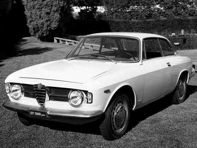Alfa Romeo Giulia foto 5