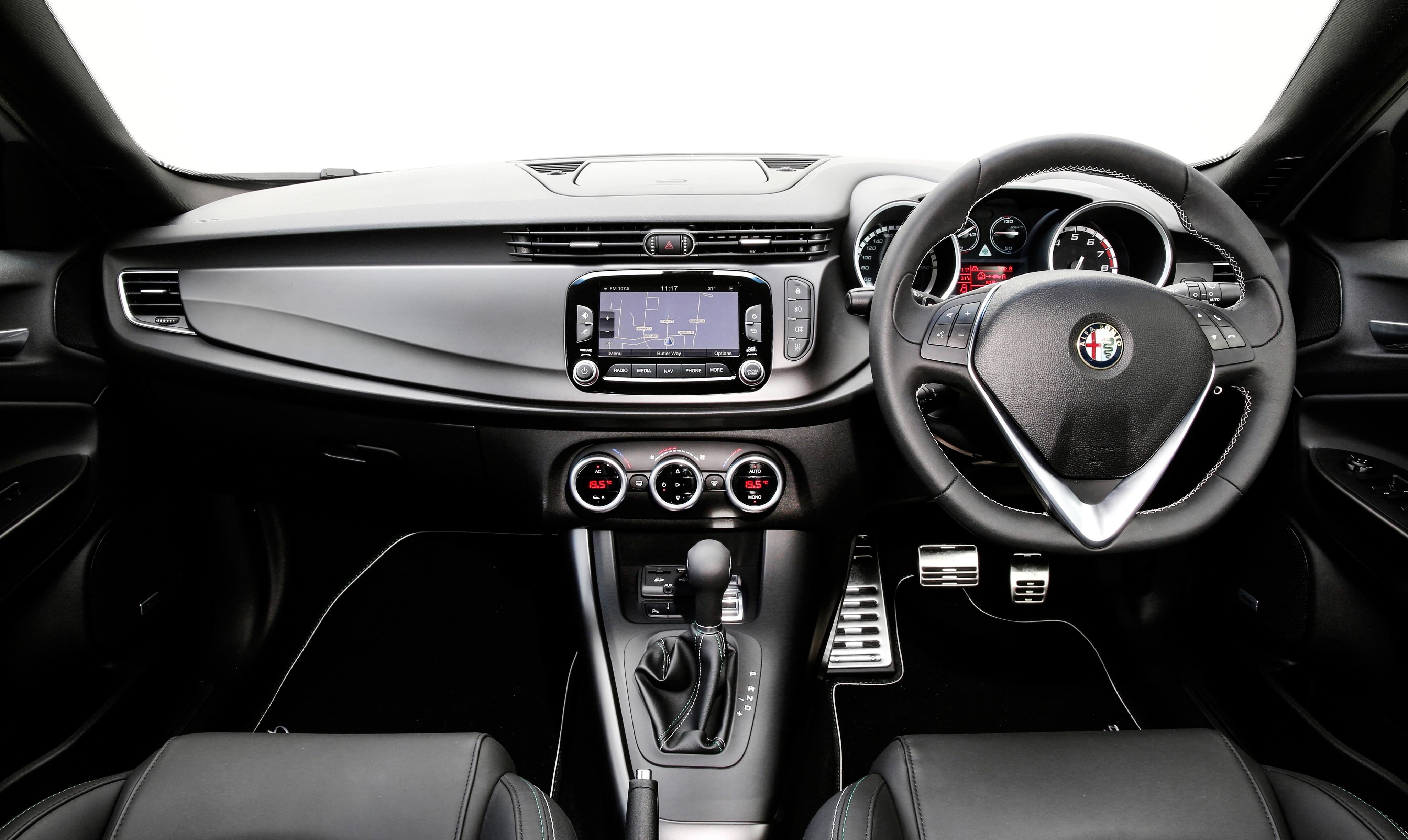 Alfa Romeo Giulietta Quadrifoglio Verde photo 66