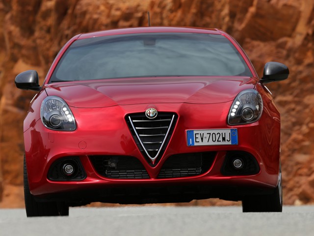 Alfa Romeo Giulietta Quadrifoglio Verde photo 5
