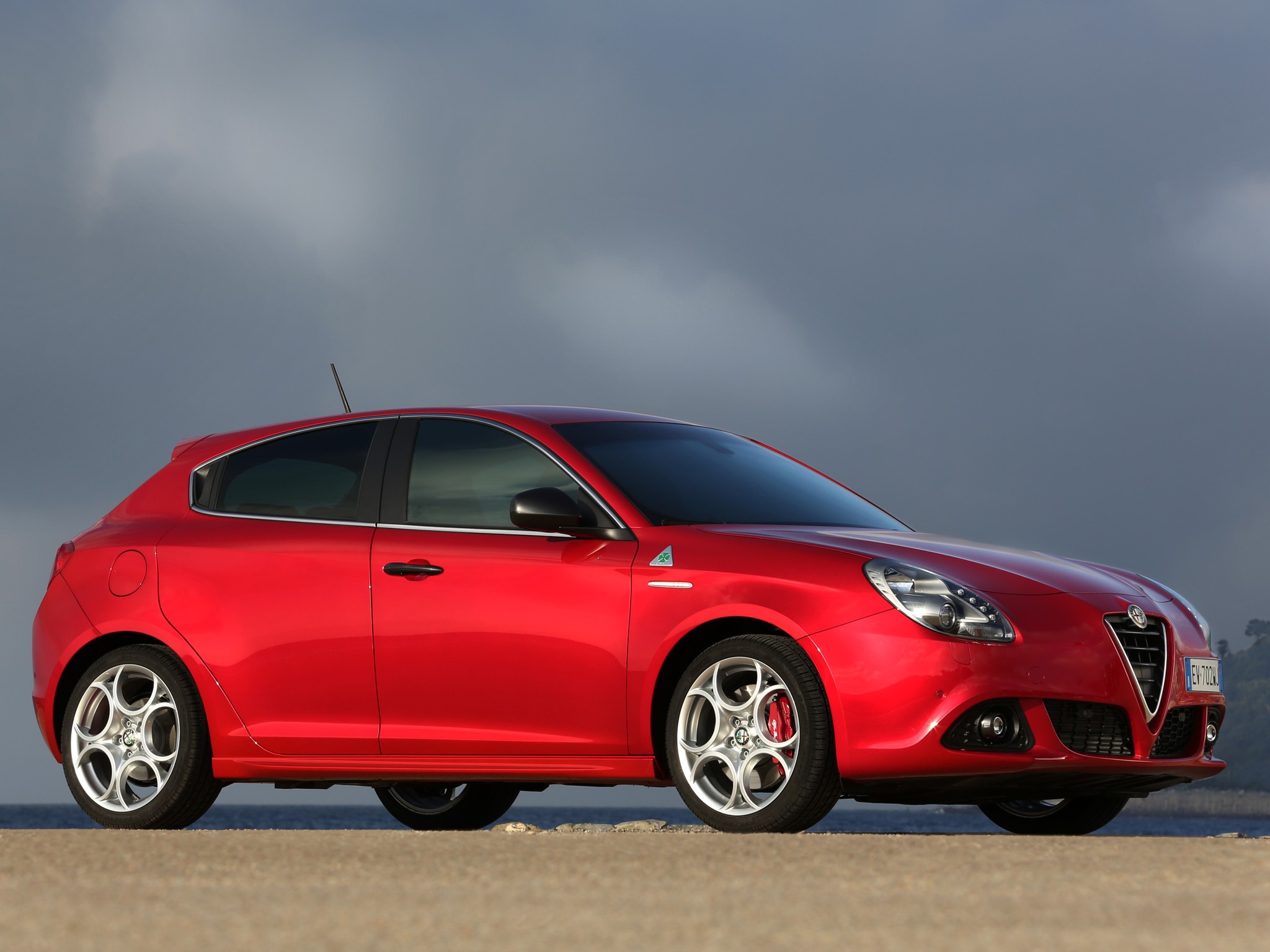 Alfa Romeo Giulietta Quadrifoglio Verde photo 6