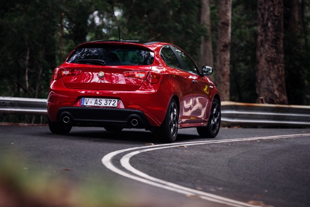 Alfa Romeo Giulietta Quadrifoglio Verde photo 33