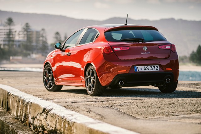 Alfa Romeo Giulietta Quadrifoglio Verde photo 34