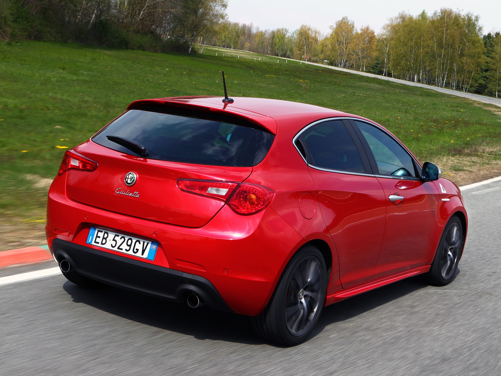 Alfa Romeo Giulietta Quadrifoglio Verde photo 44
