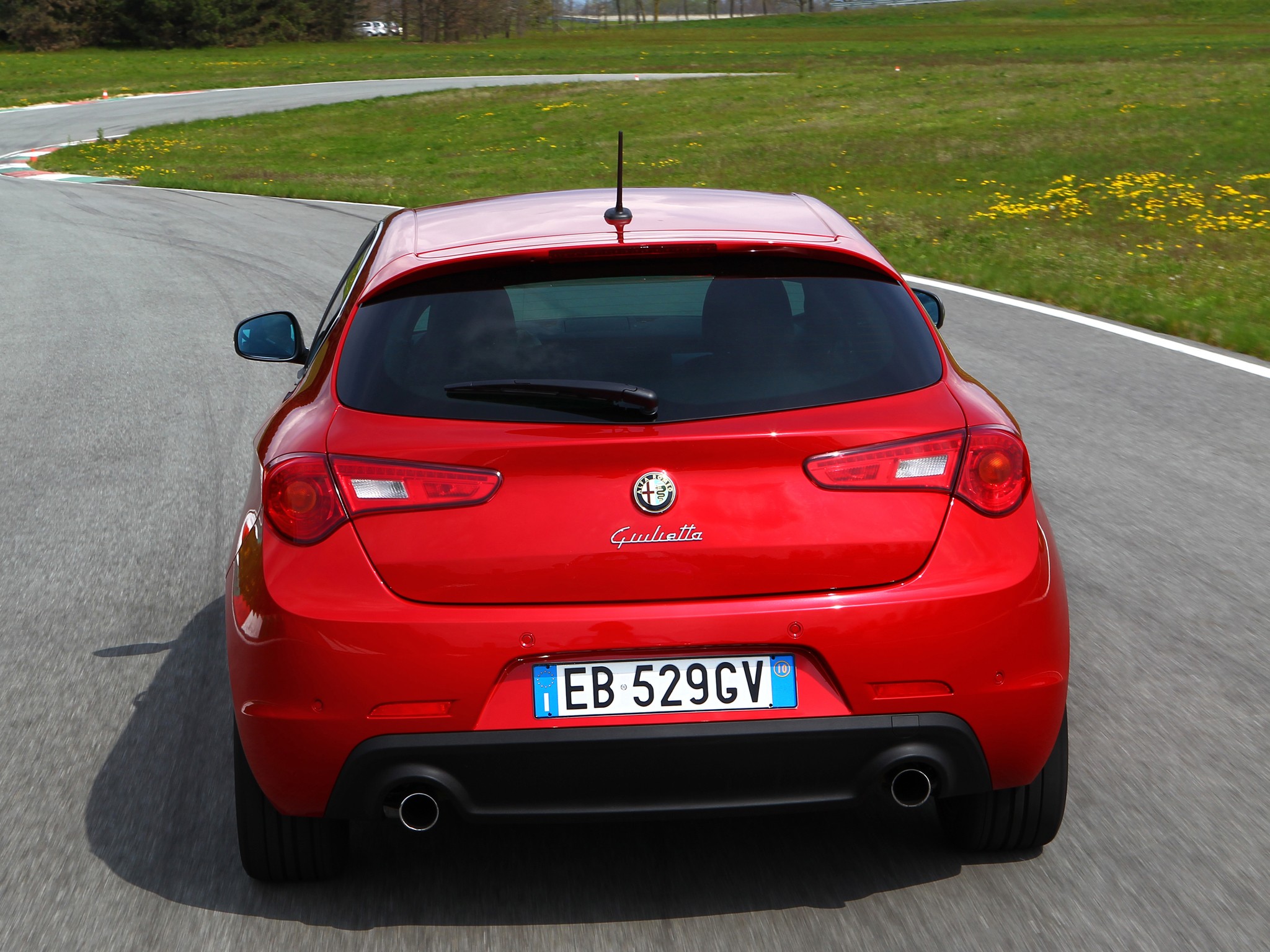 Alfa Romeo Giulietta Quadrifoglio Verde photo 46