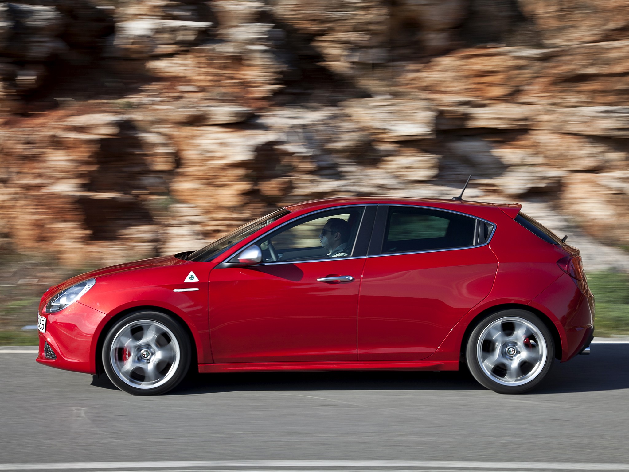 Alfa Romeo Giulietta Quadrifoglio Verde photo 49