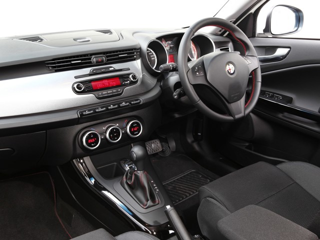 Alfa Romeo Giulietta photo 51