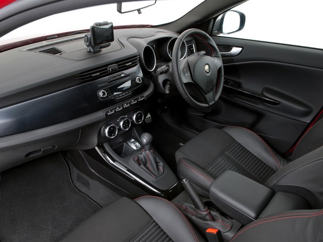 Alfa Romeo Giulietta photo 58