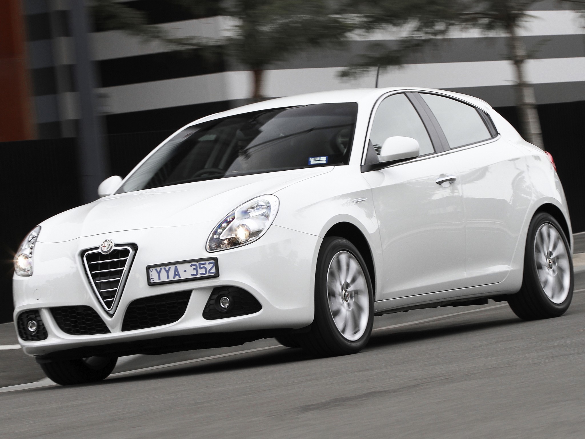 Alfa Romeo Giulietta photo 33
