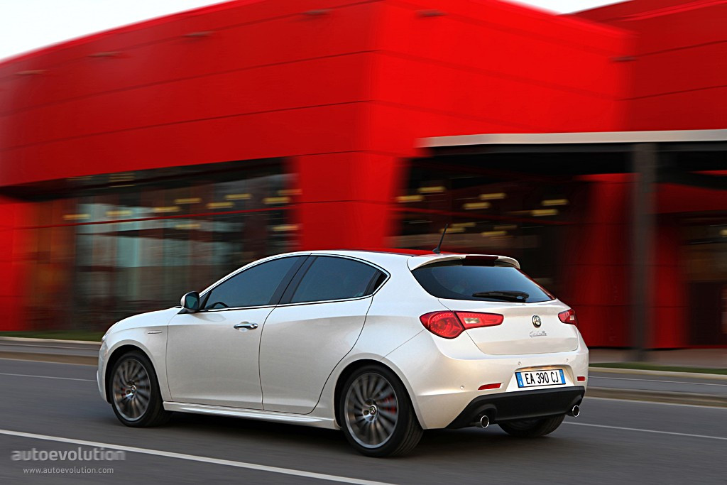 Alfa Romeo Giulietta photo 14