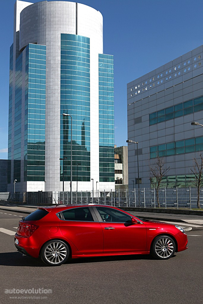 Alfa Romeo Giulietta photo 21