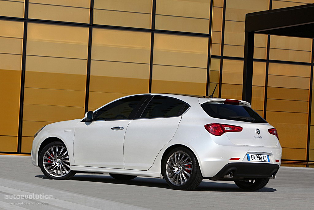 Alfa Romeo Giulietta photo 9