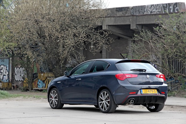 Alfa Romeo Giulietta photo 13