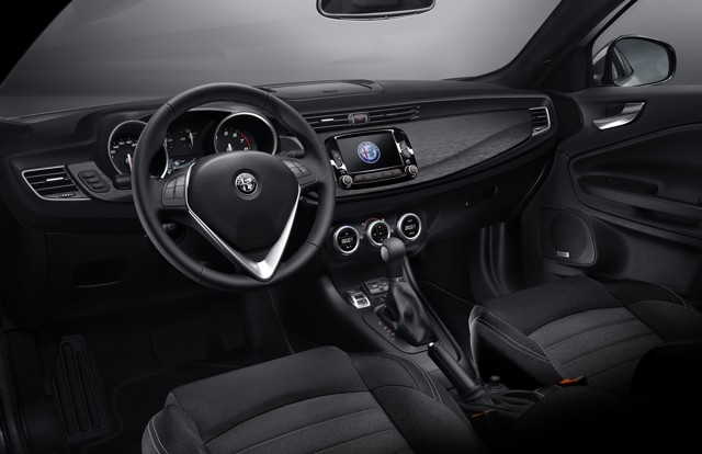 Alfa Romeo Giulietta photo 24